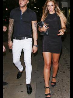 Holly Hagan feet photo thumbnail