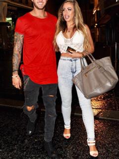 Holly Hagan feet photo thumbnail