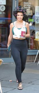 Holly Hagan feet photo thumbnail