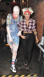 Holly Hagan feet photo thumbnail