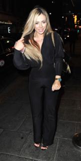 Holly Hagan feet photo thumbnail