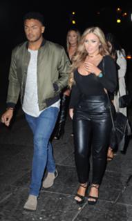 Holly Hagan feet photo thumbnail