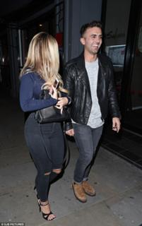 Holly Hagan feet photo thumbnail