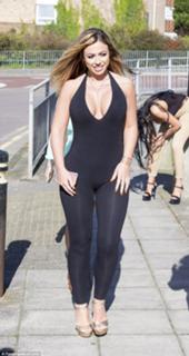Holly Hagan feet photo thumbnail