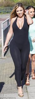 Holly Hagan feet photo thumbnail