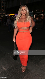 Holly Hagan feet photo thumbnail