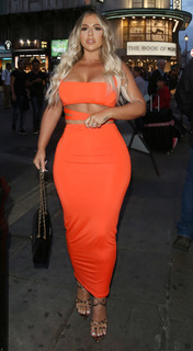 Holly Hagan feet photo thumbnail