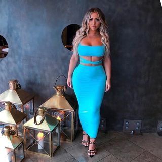 Holly Hagan feet photo thumbnail