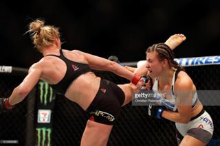 Holly Holm feet photo thumbnail