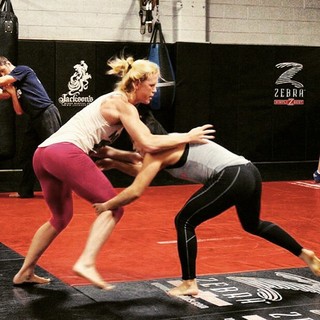 Holly Holm feet photo thumbnail
