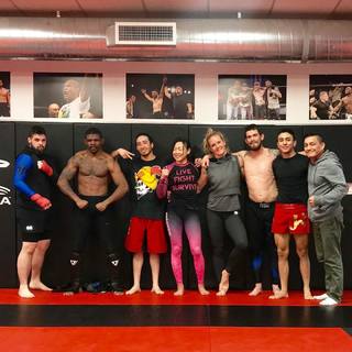 Holly Holm feet photo thumbnail