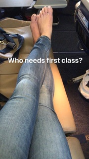 Holly Holm feet photo thumbnail