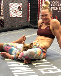 Holly Holm feet photo thumbnail