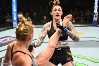 Holly Holm feet photo thumbnail
