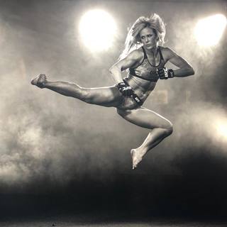 Holly Holm feet photo thumbnail