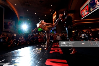 Holly Holm feet photo thumbnail