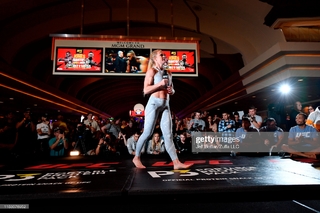 Holly Holm feet photo thumbnail