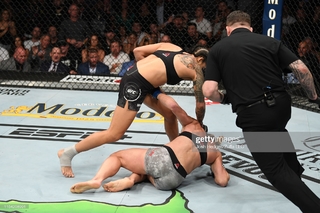 Holly Holm feet photo thumbnail