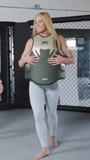 Holly Holm feet photo thumbnail