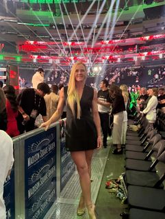 Holly Holm feet photo thumbnail
