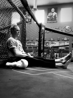 Holly Holm feet photo 11
