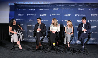 Holly Hunter feet photo thumbnail