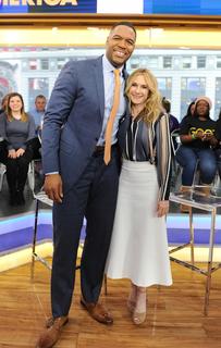 Holly Hunter feet photo thumbnail