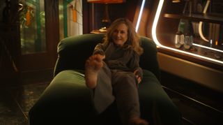 Holly Hunter feet photo 7