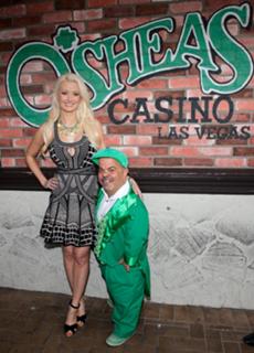 Holly Madison feet photo thumbnail