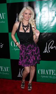 Holly Madison feet photo thumbnail