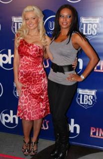 Holly Madison feet photo thumbnail
