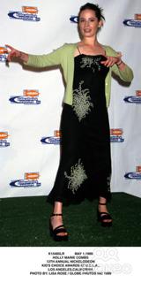 Holly Marie Combs feet photo thumbnail