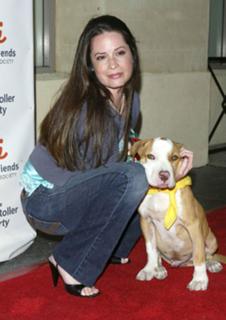 Holly Marie Combs feet photo thumbnail
