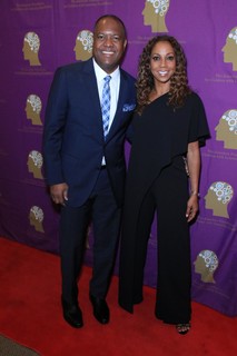 Holly Robinson Peete feet photo thumbnail