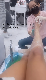 Holly Scarfone feet photo 10
