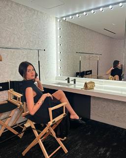 Holly Scarfone feet photo 6