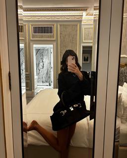 Holly Scarfone feet photo 20