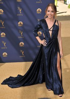 Holly Taylor feet photo thumbnail