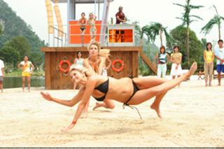 Holly Valance feet photo thumbnail