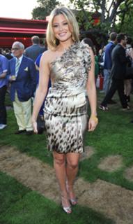 Holly Valance feet photo thumbnail