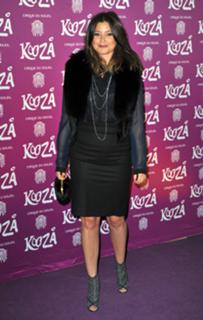 Holly Valance feet photo thumbnail