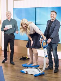 Holly Willoughby feet photo thumbnail