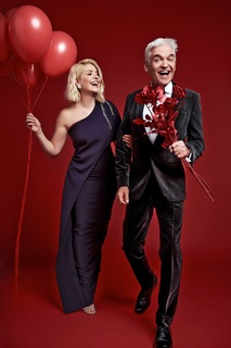 Holly Willoughby feet photo thumbnail
