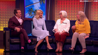 Holly Willoughby feet photo thumbnail