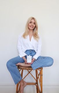 Holly Willoughby feet photo 2