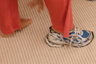 Holly Willoughby feet photo 18