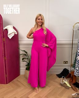 Holly Willoughby feet photo 7