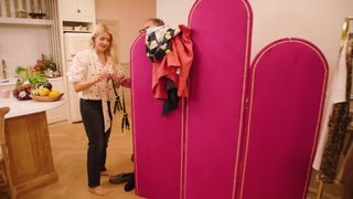 Holly Willoughby feet photo 16