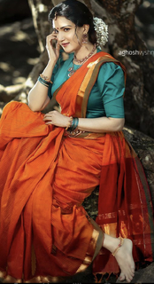 Honey Rose feet photo thumbnail