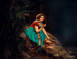 Honey Rose feet photo thumbnail